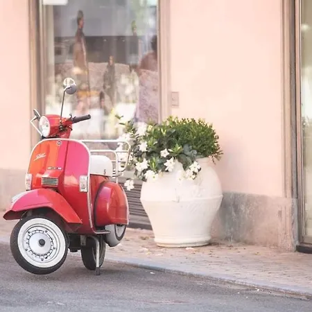 Charme E Relax A Dei Marmi Al Mare E Centro *