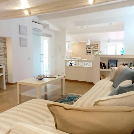 Design&charme A - Eleganza Tra Mare E Centro Vakantiehuis *
